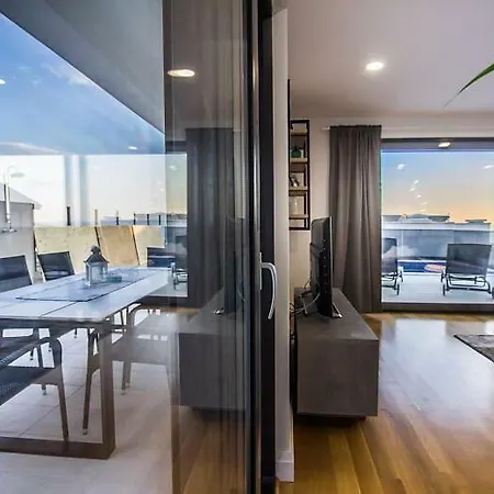 New Mountainside W Pool + Stunning Sea View Макарська