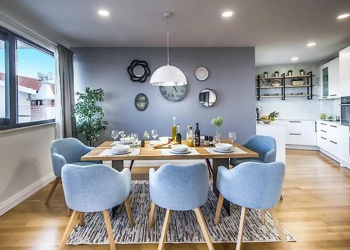 New Mountainside W Pool + Stunning Sea View Вілла Макарська