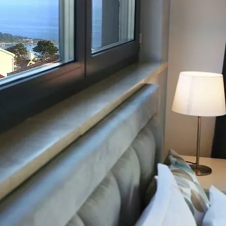 New Mountainside W Pool + Stunning Sea View Макарська