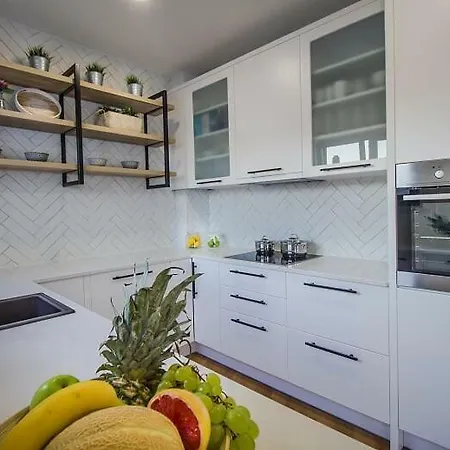 New Mountainside W Pool + Stunning Sea View Makarska