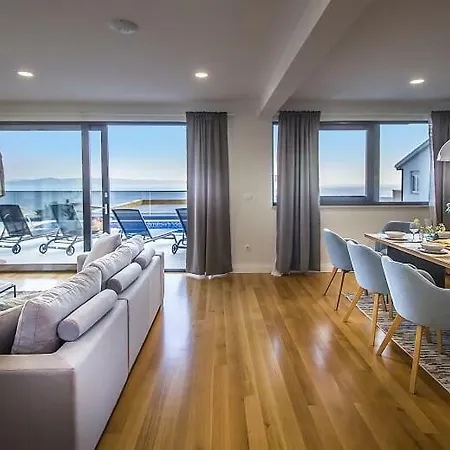 Villa New Mountainside W Pool + Stunning Sea View *